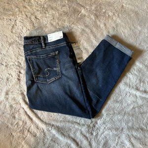 Silver Mid Rise Boyfriend Jeans | Size 34 | NWT
